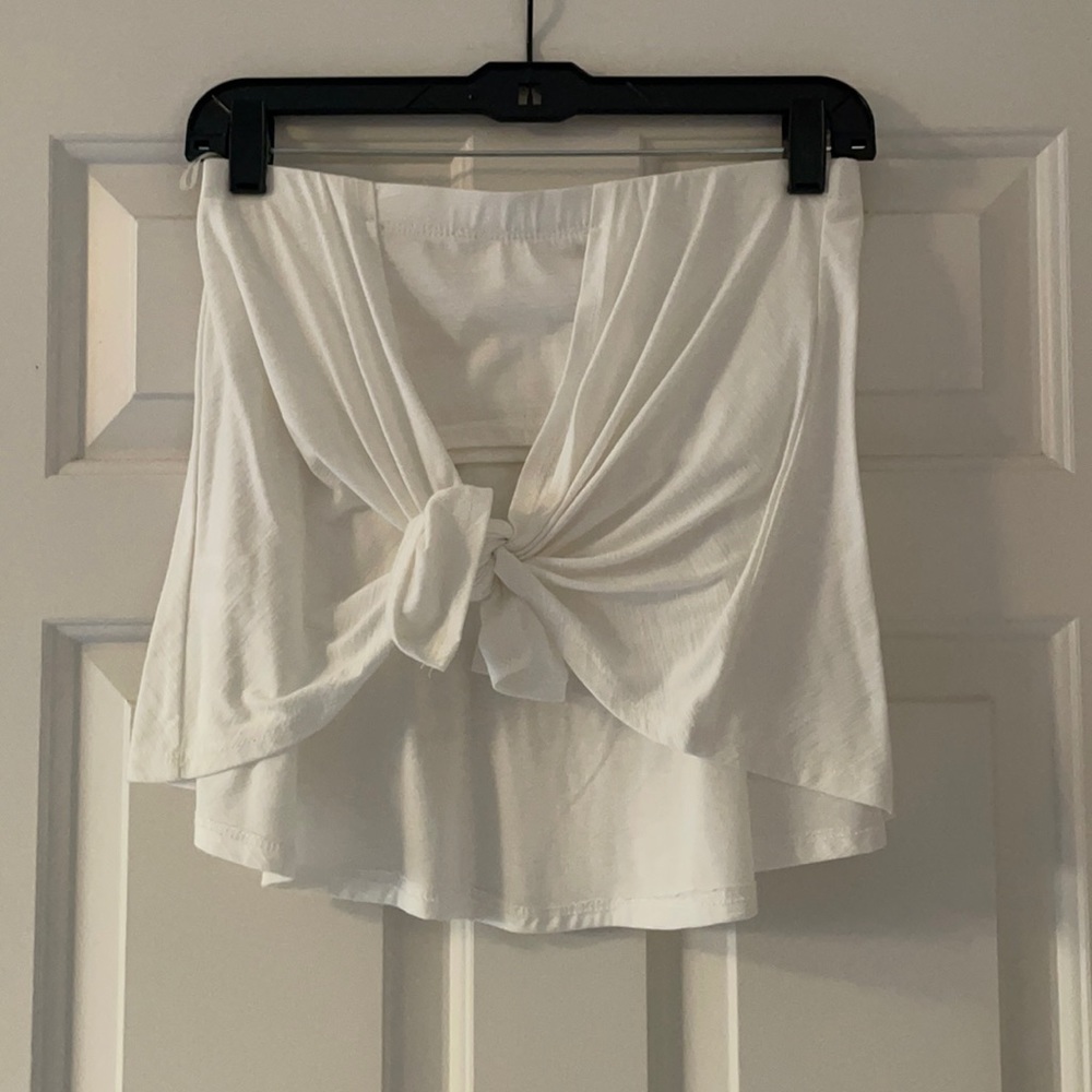 Super Cute double layered Crop Tube top !! Ties in back with under bra !! 🌸